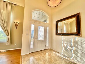 805 Majesty Heights Dr in Yakima, WA - Building Photo - Building Photo