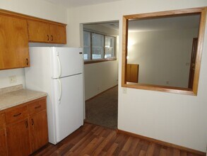 8996 Jackson Avenue, Unit D in Lexington, MN - Building Photo - Building Photo