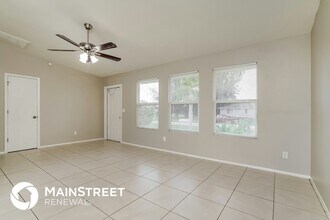823 NE 18th St in Cape Coral, FL - Building Photo - Building Photo