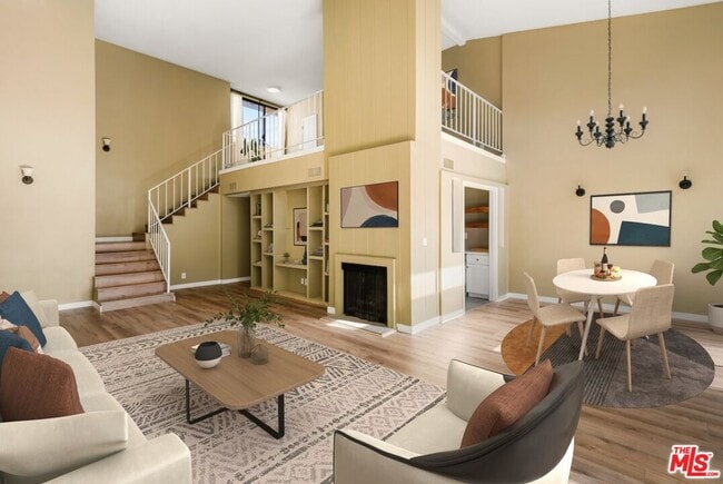 property at 1944 Glendon Ave