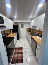 7933 West Dr, Unit 1025 in North Bay Village, FL - Building Photo - Building Photo