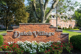 195 Van Rensselaer Blvd in Menands, NY - Building Photo - Building Photo