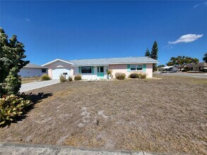 601 Allegheny Dr in Sun City Center, FL - Building Photo - Building Photo