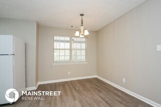 1635 River Glen Rd in Auburn, GA - Foto de edificio - Building Photo