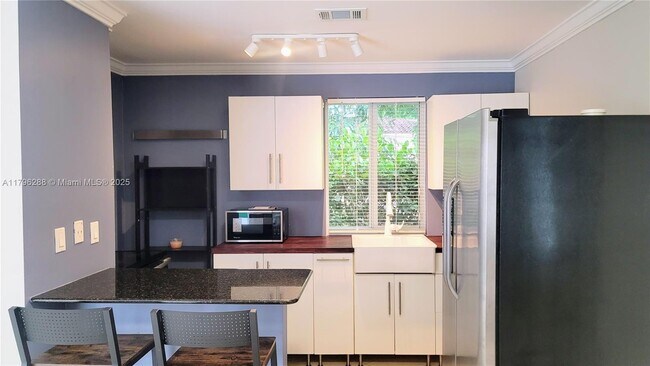 5620 SW 5th Terrace in Coral Gables, FL - Building Photo - Building Photo