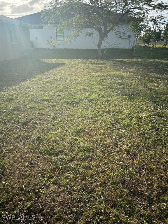 property at 709 SE 9th St