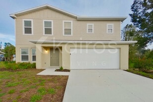 23197 Van Buren Ave in Port Charlotte, FL - Building Photo