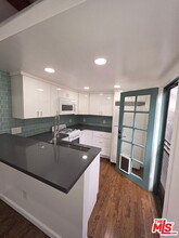 315 N Venice Blvd in Los Angeles, CA - Building Photo - Building Photo