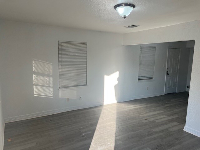 403 S 7th St in Copperas Cove, TX - Building Photo - Building Photo