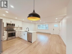 1967 Dorset Ave in Port Coquitlam, BC - Building Photo - Building Photo