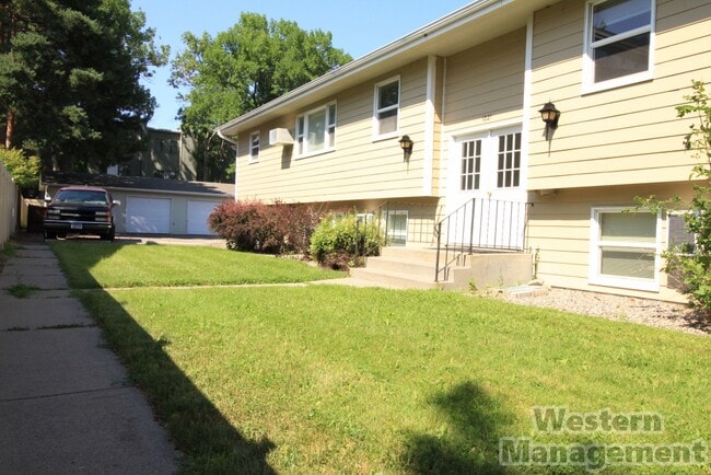 1221 Yellowstone Ave, Unit #A, Unit #A