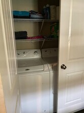 1013 Fir Ln in Lockhart, TX - Building Photo - Building Photo