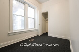 4249 W Maypole Ave in Chicago, IL - Building Photo - Building Photo