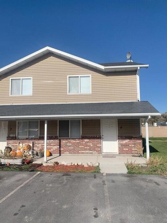 15080 N 5400 W in Garland, UT - Building Photo