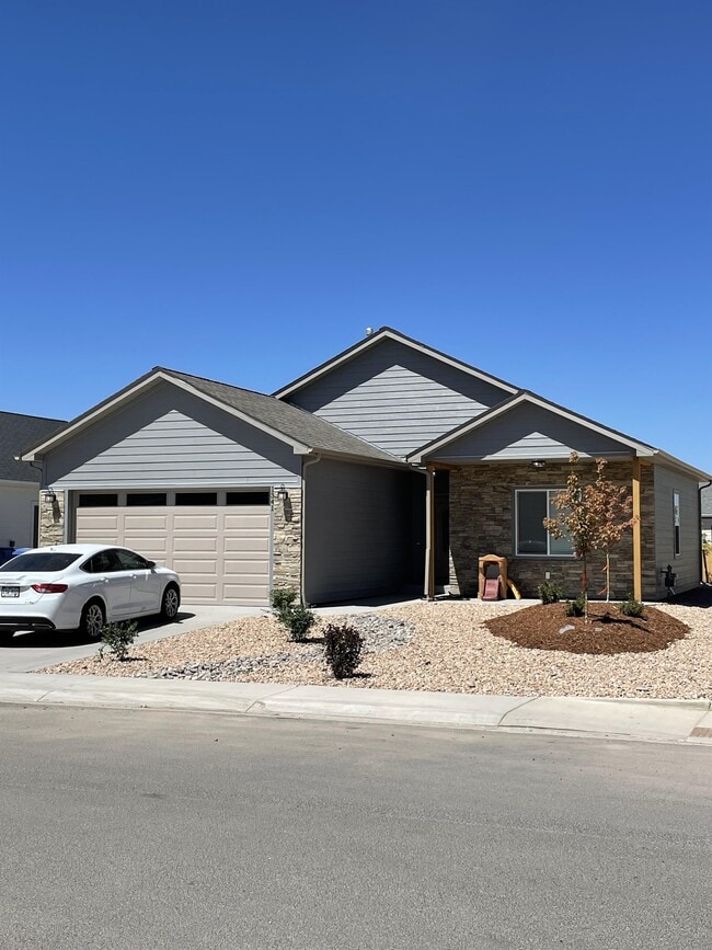 property at 1341 Weminuche Ave
