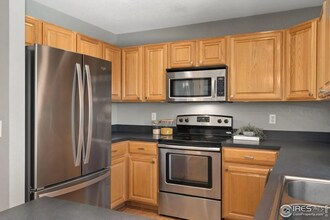4015 Sunstone Way in Fort Collins, CO - Foto de edificio - Building Photo