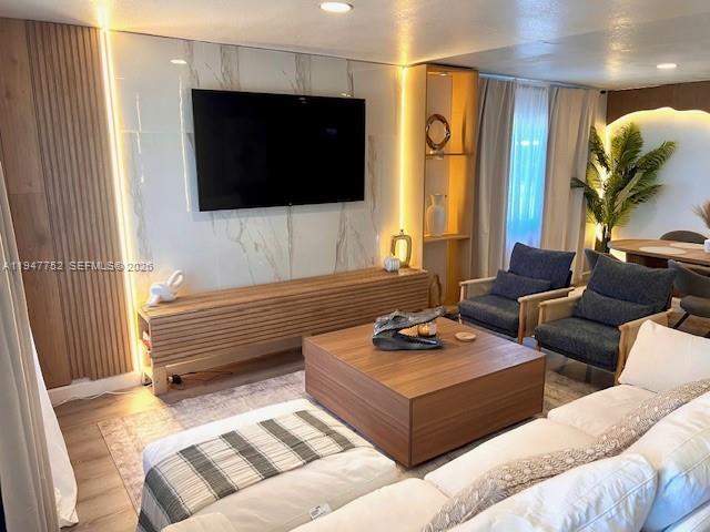 601 NW 10th St in Hallandale Beach, FL - Building Photo - Building Photo