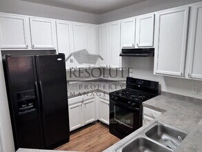 5107 Sandy Banks Rd in Raleigh, NC - Building Photo - Building Photo