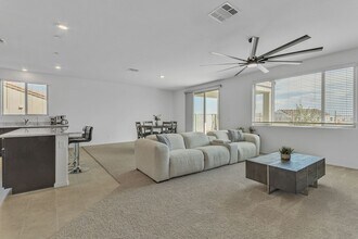 1417 E Mark Ct in Casa Grande, AZ - Building Photo - Building Photo