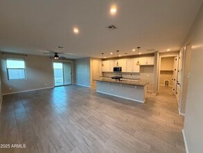 19128 W Solano Dr in Litchfield Park, AZ - Building Photo - Building Photo