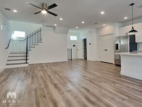 2056 Johanna Dr in Houston, TX - Building Photo - Building Photo