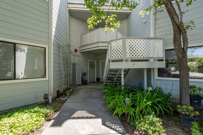 2609 Willowbrook Ln in Aptos, CA - Building Photo - Building Photo