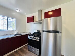 1404 Echo Park Ave, Unit 1404 in Los Angeles, CA - Building Photo - Building Photo