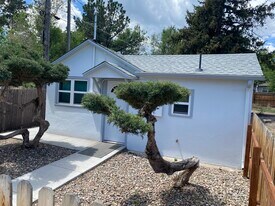 423 Cheyenne Blvd in Colorado Springs, CO - Building Photo