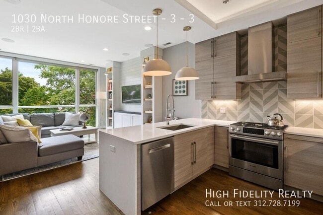 1030 N Honore St in Chicago, IL - Foto de edificio - Building Photo