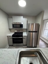 520 South Ave, Unit 2 in Rochester, NY - Foto de edificio - Building Photo