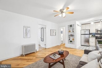 3067 Clinton St NE in Washington, DC - Building Photo - Building Photo