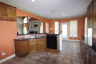 1410 Caine Hill Ct in League City, TX - Building Photo - Building Photo