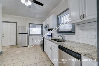 801 NW 90th St in Oklahoma City, OK - Building Photo - Building Photo