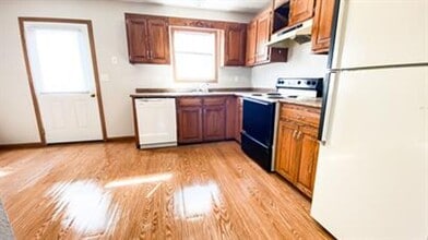 403 Country Villa Ln in St. Robert, MO - Building Photo - Building Photo