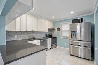 1496 Ocean Ave in Bohemia, NY - Building Photo - Building Photo