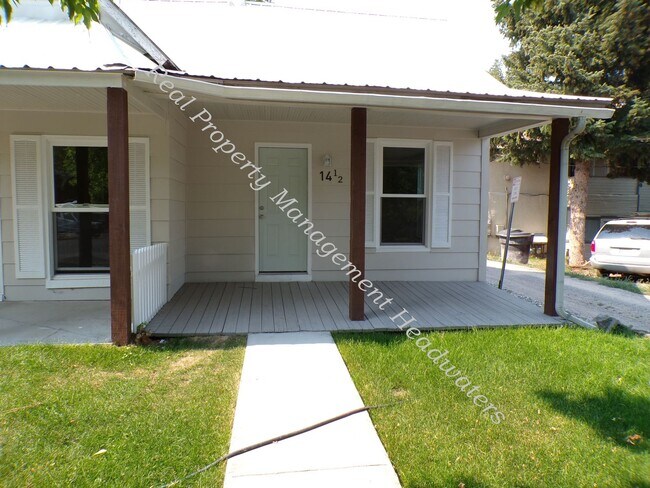 property at 14 S Rodney St