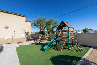 San Augustine in Phoenix, AZ - Building Photo - Building Photo