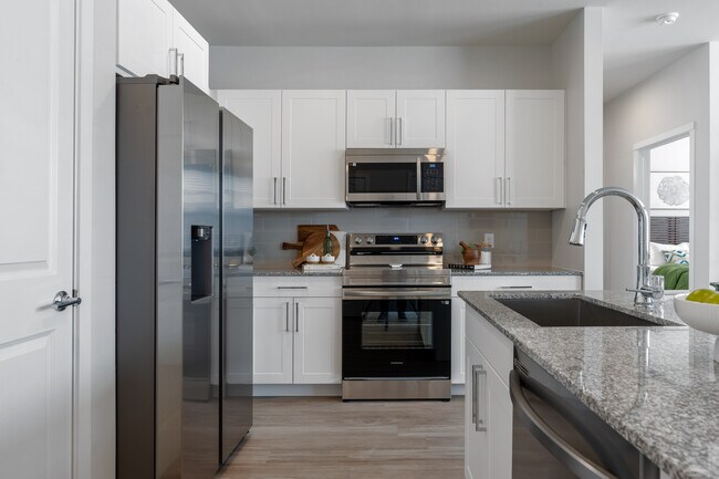 Prose Thunder Rock in Marble Falls, TX - Building Photo - Interior Photo