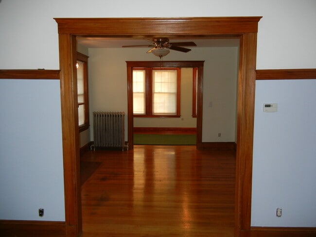 20 Colbert St, Unit 20 Colbert St., Unit #1 in Boston, MA - Foto de edificio - Building Photo