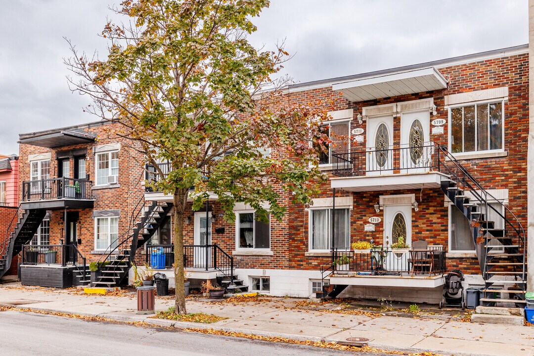 5715 Monk Boul in Montréal, QC - Building Photo