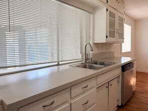 604 Mesquite Ave N in Crowley, TX - Building Photo - Building Photo