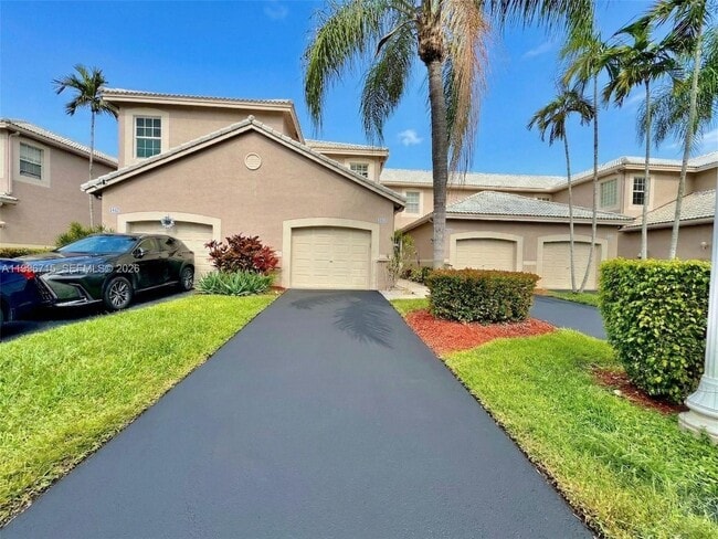 1861 Salerno Cir in Weston, FL - Building Photo - Building Photo