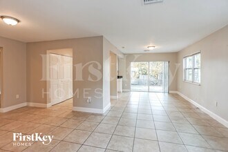9231 SW 204th Terrace in Cutler Bay, FL - Building Photo - Building Photo