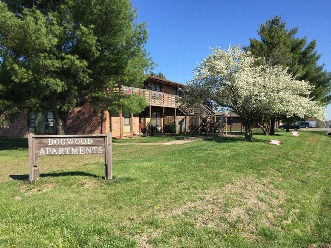 property at 912 N Walnut Ave