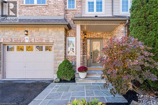 14 Olivia Pl in Hamilton, ON - Building Photo - Building Photo