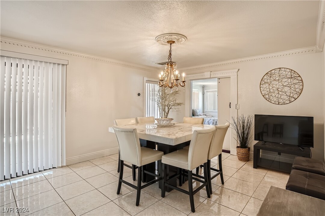 2728 Baltic Cir in Las Vegas, NV - Building Photo