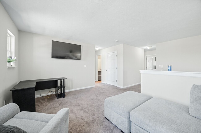 property at 4007 Woodview Dr