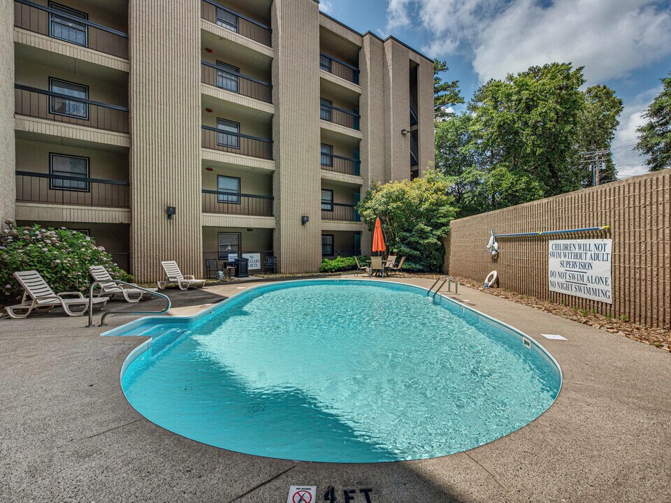 The Abbey in Hickory, NC - Foto de edificio