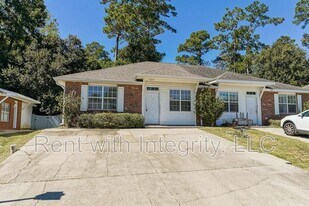 1692 Corey Wood Cir in Tallahassee, FL - Building Photo