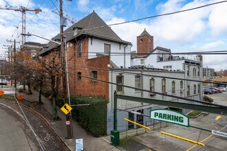 1400-1406 Harvard Ave in Seattle, WA - Building Photo - Building Photo